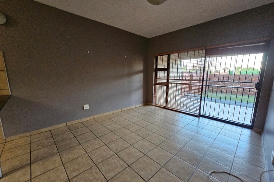 To Let 3 Bedroom Property for Rent in Waterval East North West